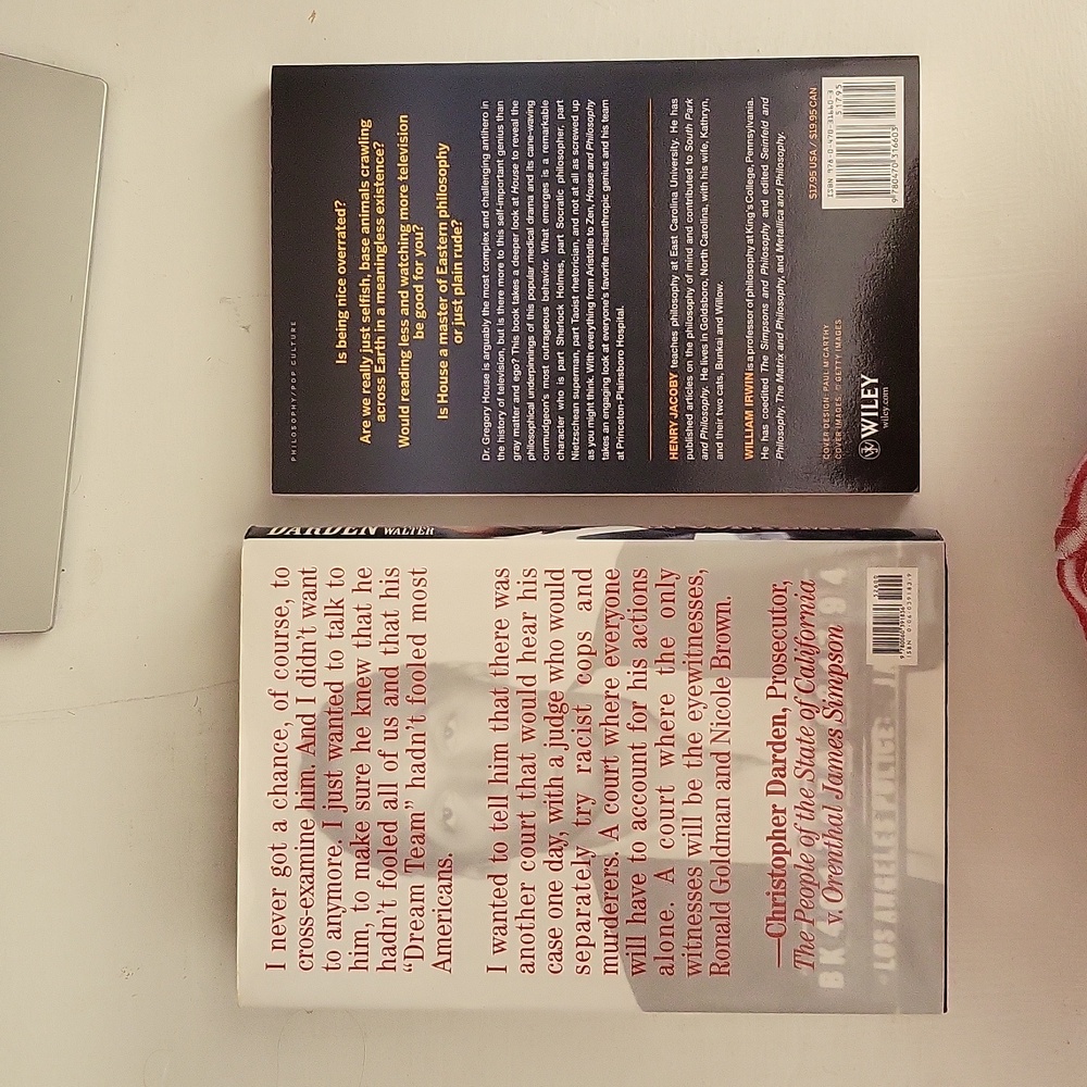 2 Books - Picture 2 of 7